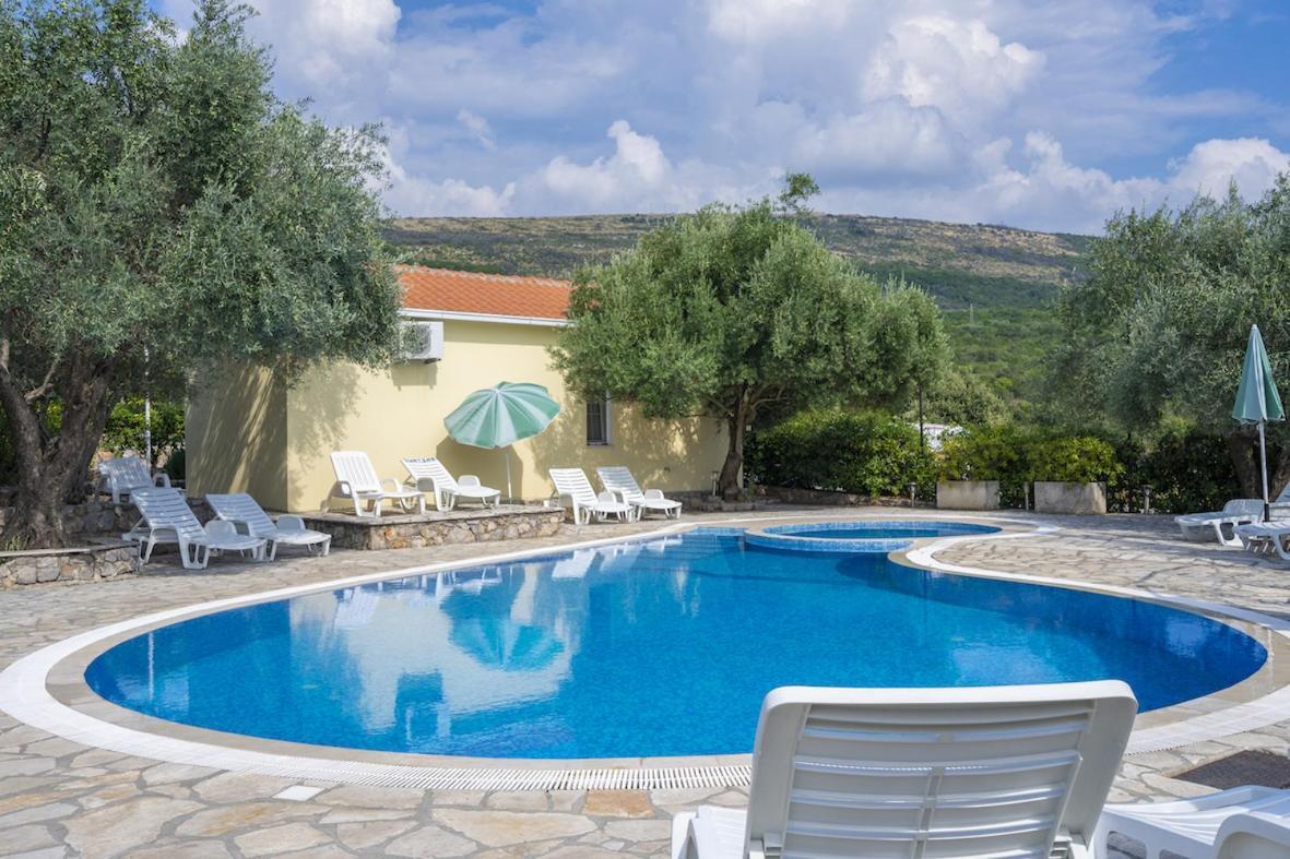 Villa Thetis Bigovo Esterno foto